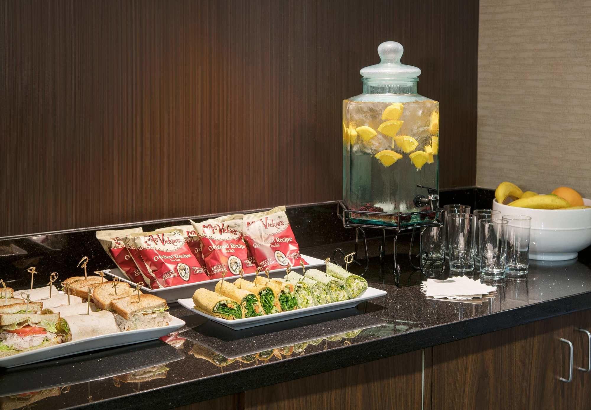 Courtyard By Marriott San Diego Sorrento Valley Dış mekan fotoğraf