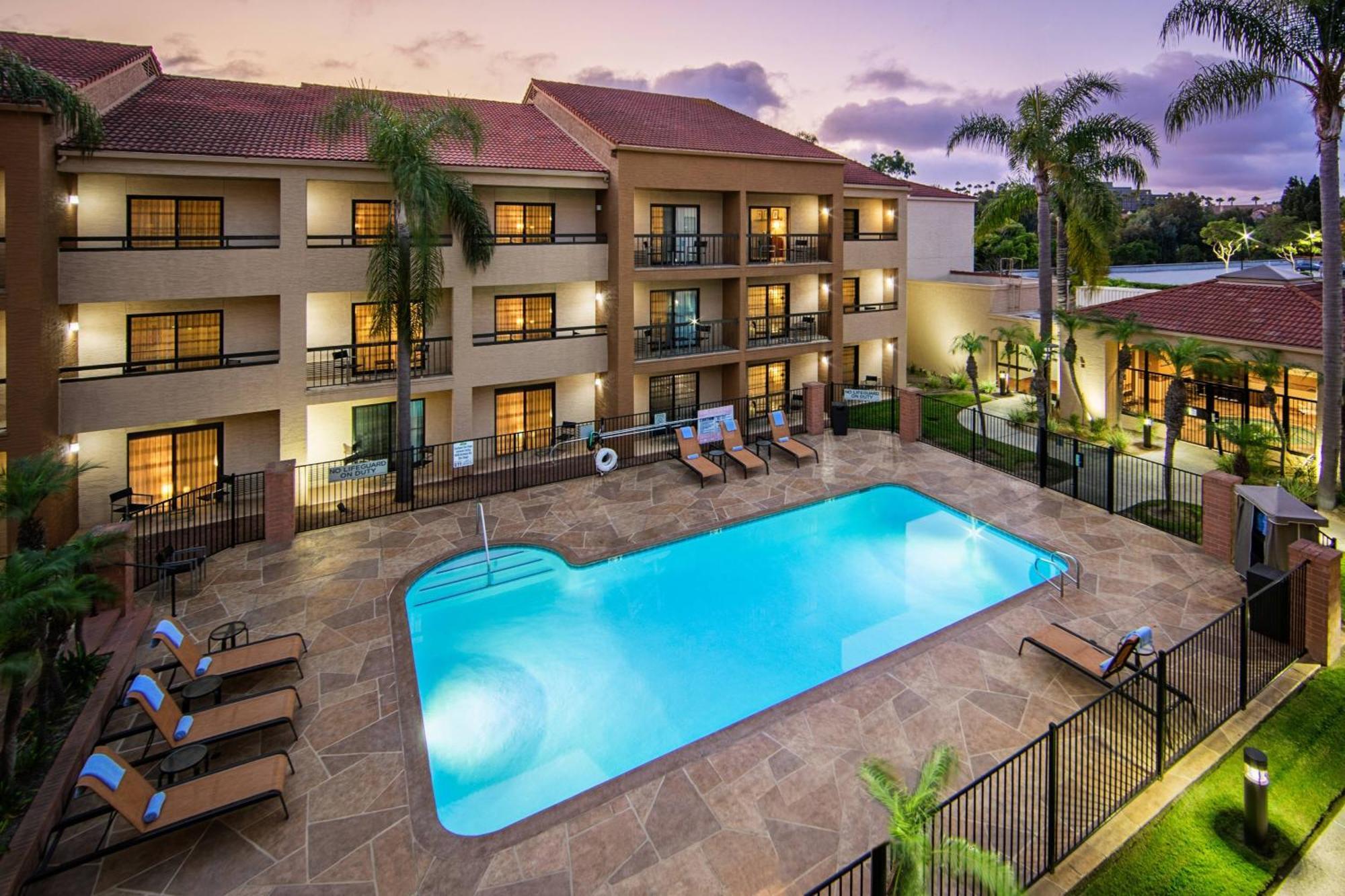 Courtyard By Marriott San Diego Sorrento Valley Dış mekan fotoğraf