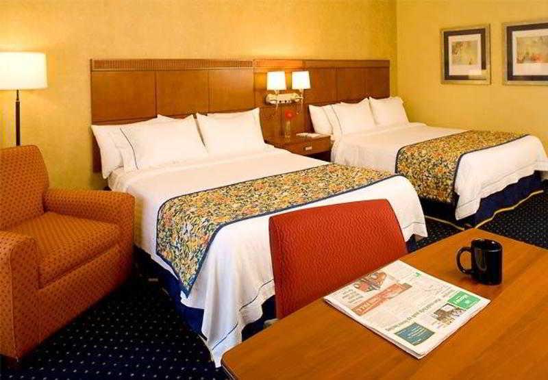 Courtyard By Marriott San Diego Sorrento Valley Oda fotoğraf